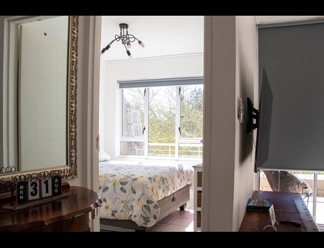 2 BEDROOM APARTMENT FOR SALE IN TYGER VALLEY